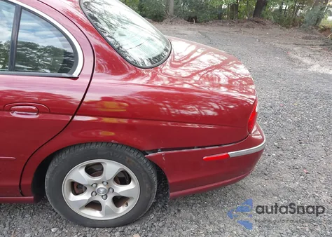 2000 Jaguar S-Type 3.0L V6 z USA, uszkodzony, nr VIN SAJDA01C8YFL64569